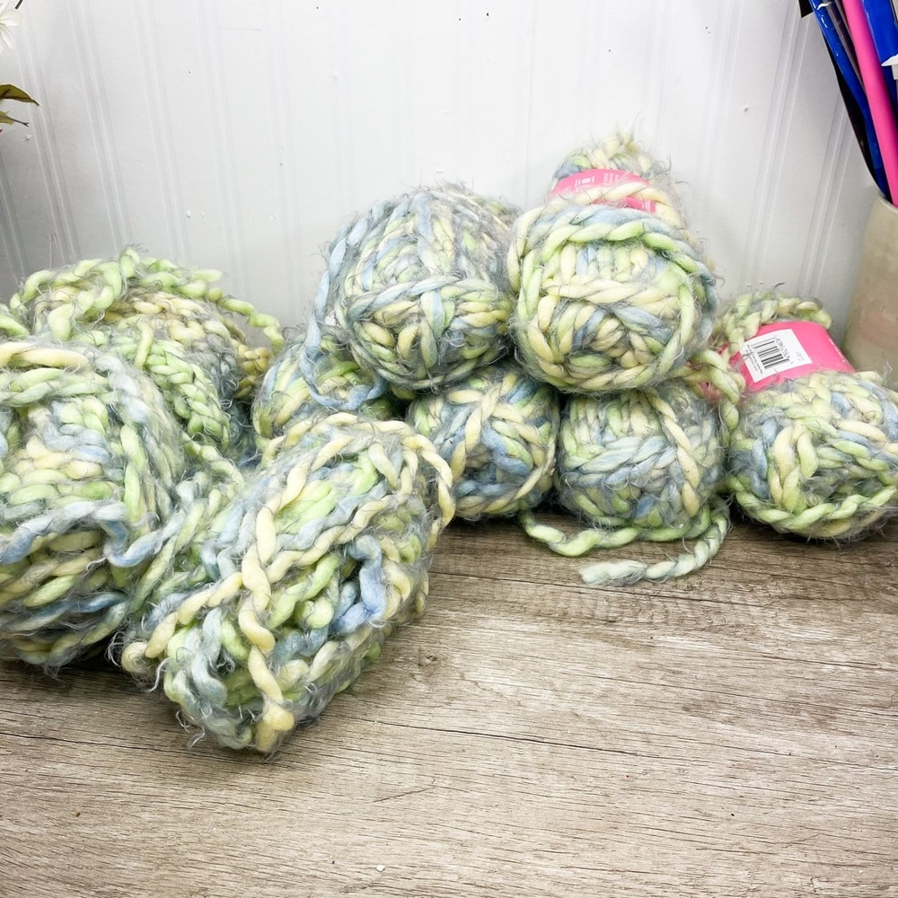 Lot of (8) Isaac Mizrahi Craft Sheep Meadow Central Park Premier Yarns Skeins